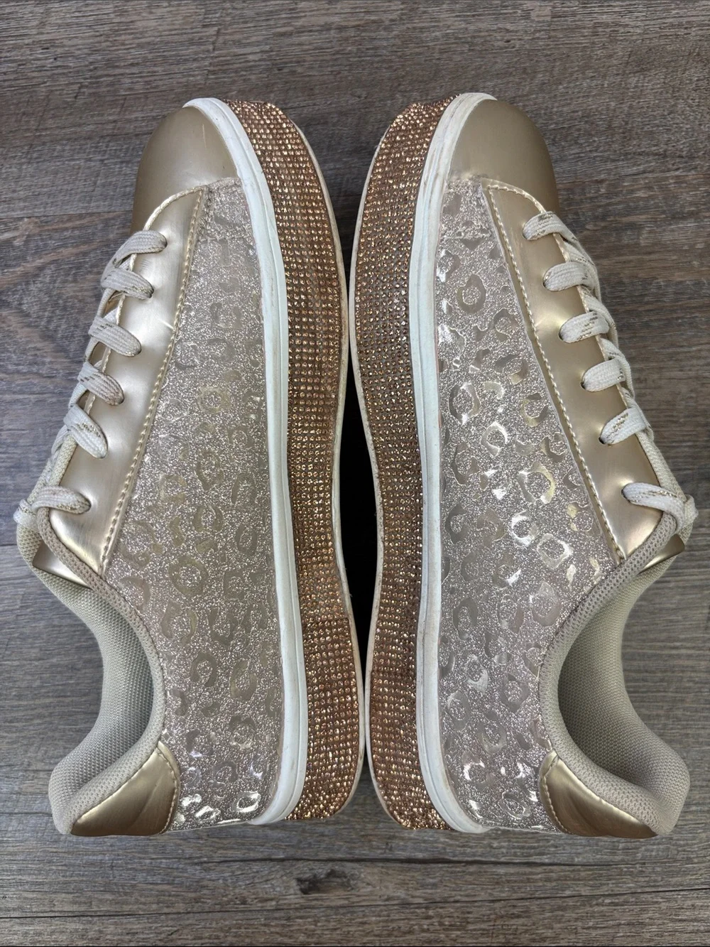 UUBARIS Gold Glitter Leopard Platform Sneakers Rhinestone Sole Women’s Size 7.5